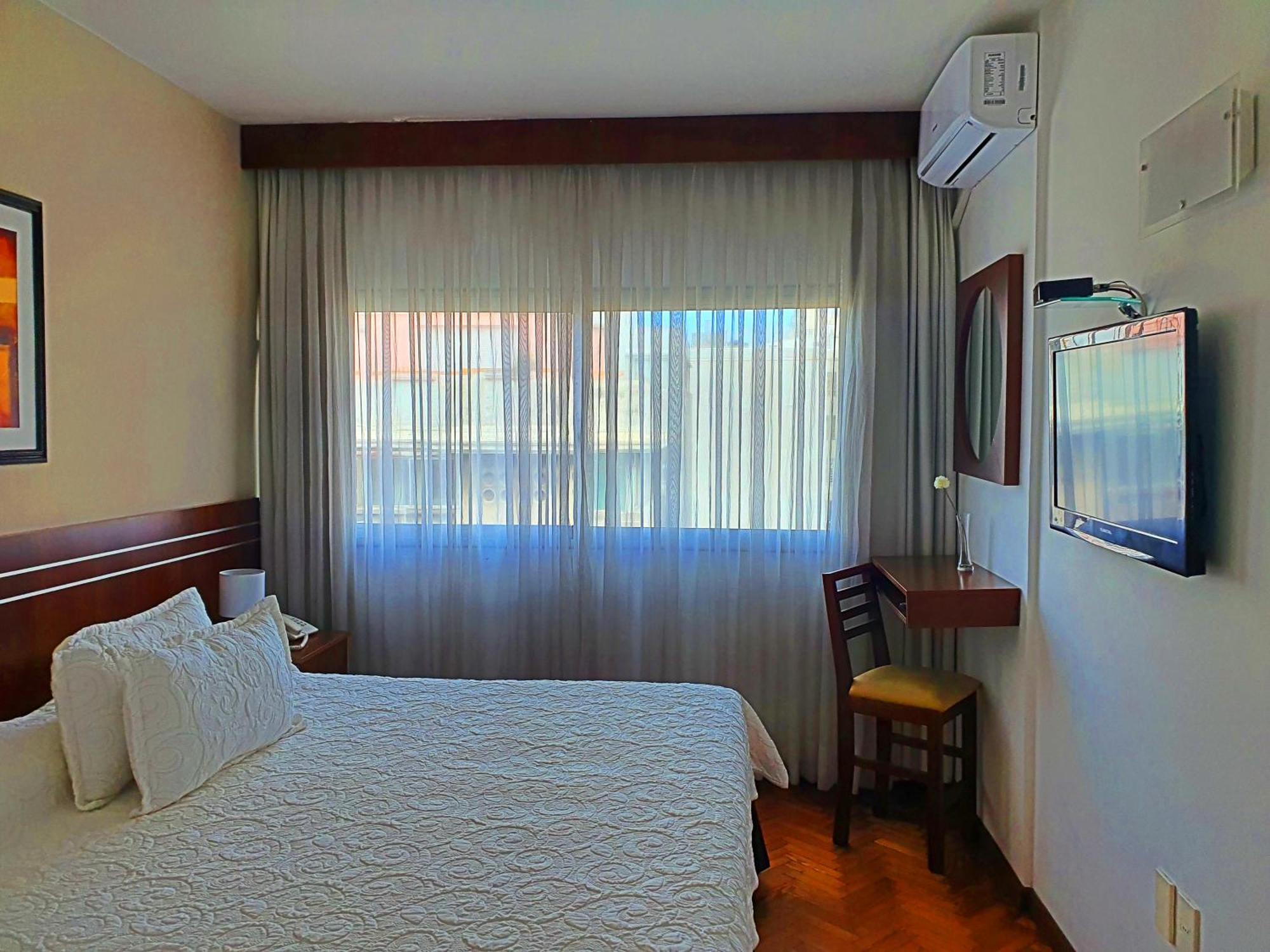 Hotel America Μοντεβιδέο Δωμάτιο φωτογραφία